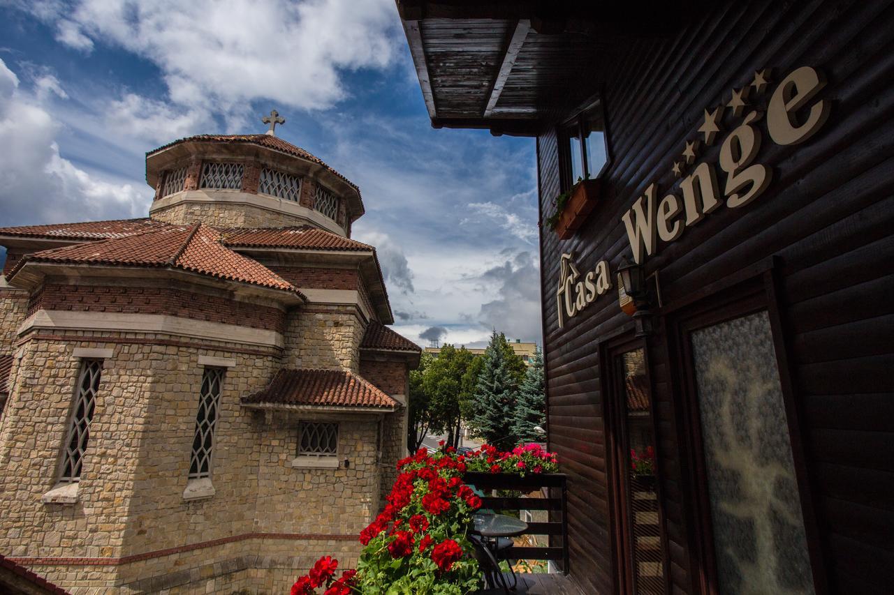 Pension Casa Wenge Sinaia Bagian luar foto