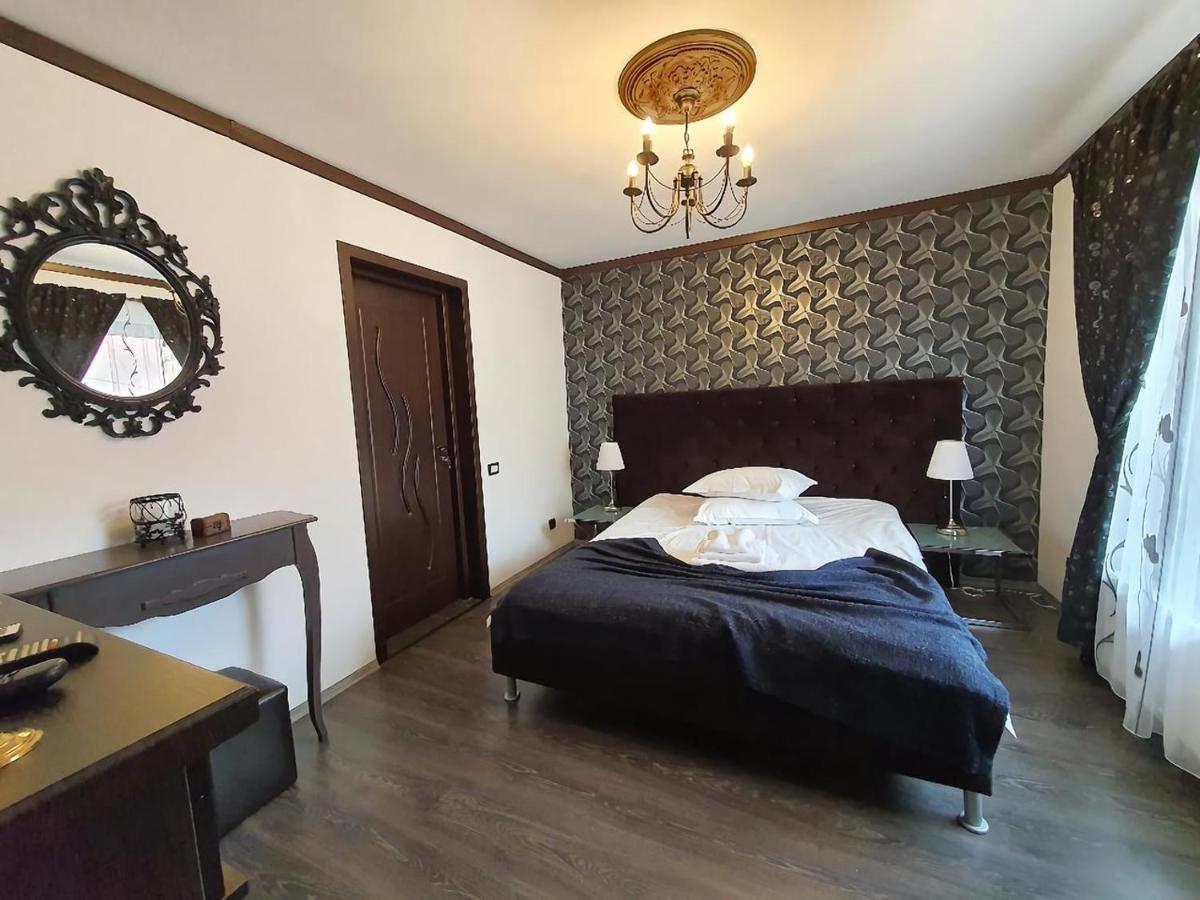 Pension Casa Wenge Sinaia Bagian luar foto